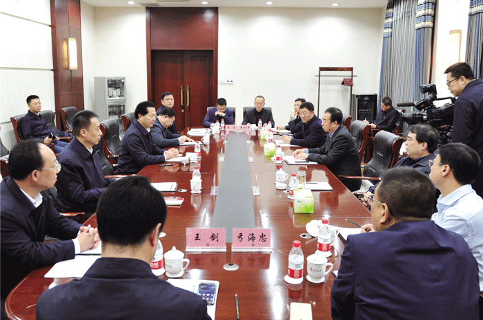 本钢董事长_辽宁本钢图片(3)